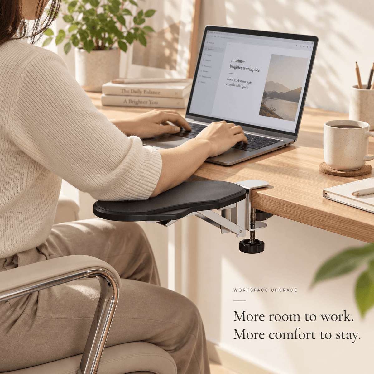 DeskWing™ Fold-Away Arm Support